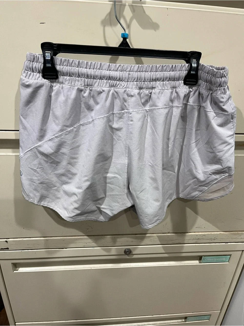 lululemon athletica low rise Light Gray Elastic-Waist Athletic Shorts